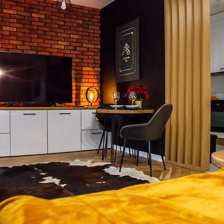 Apartamentysnu, Wola Premium I Z Parkingiem 华沙 外观 照片
